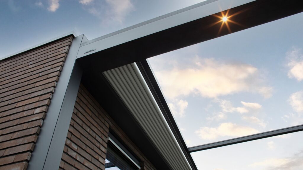 Pergola toile rétractable Linconyl de près