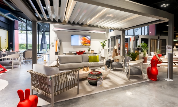 Showroom Linconyl pergola