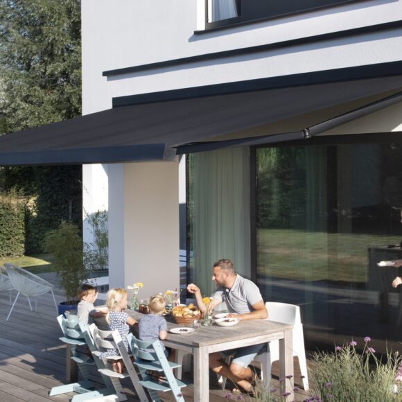 Store banne Linconyl terrasse